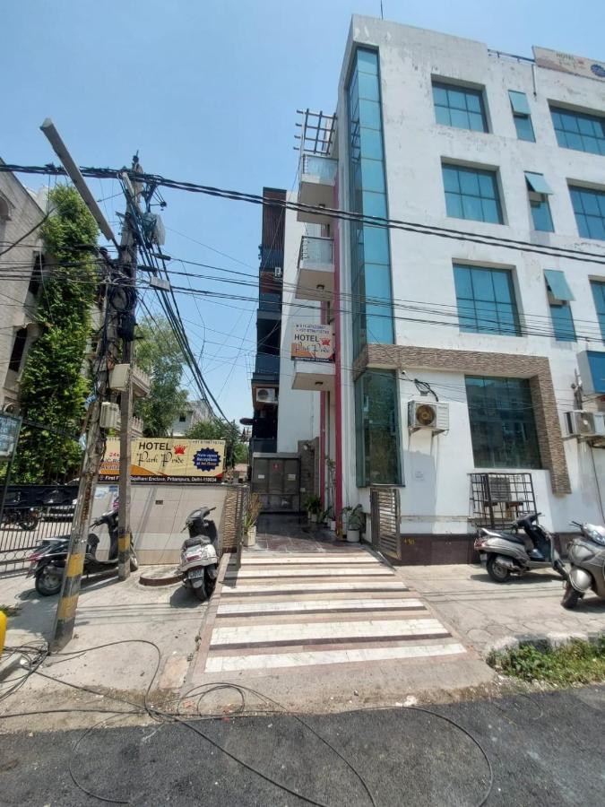 Hotel Park Pride Pitampura New Delhi, Couple Friendly Экстерьер фото