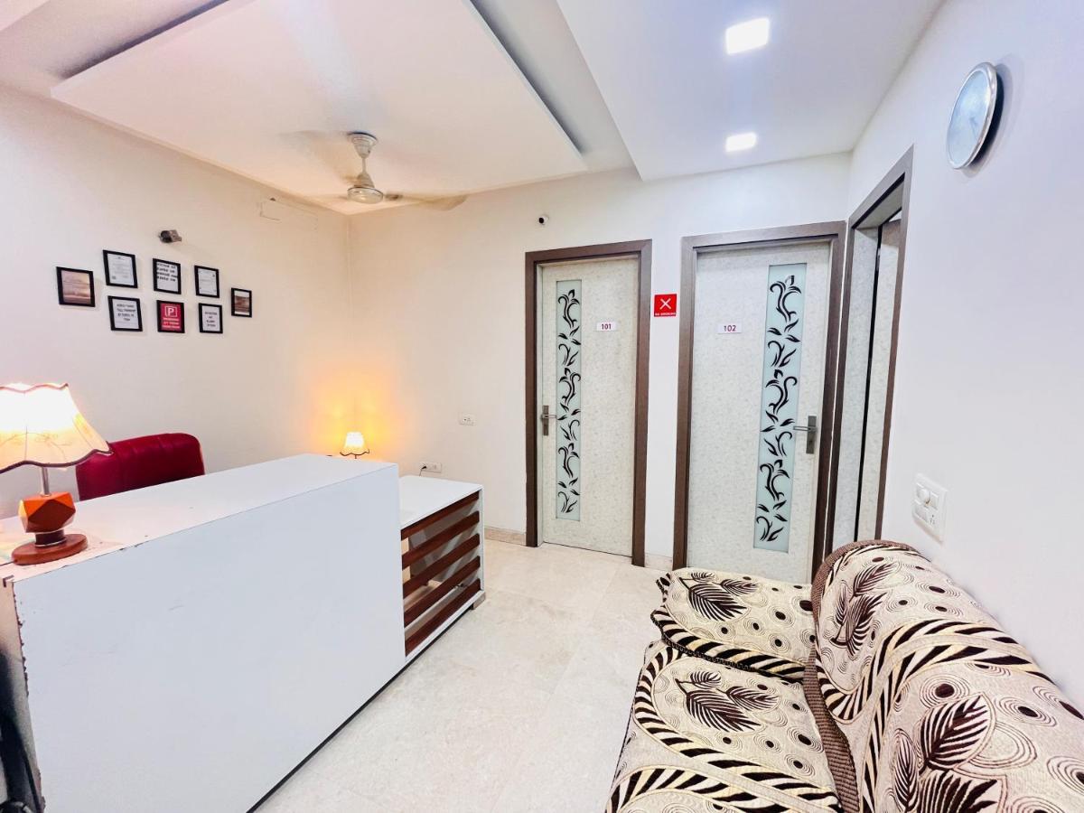 Hotel Park Pride Pitampura New Delhi, Couple Friendly Экстерьер фото
