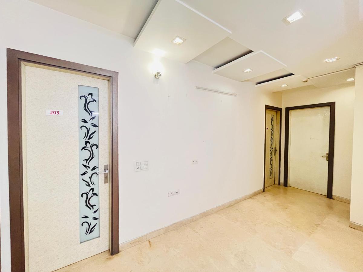 Hotel Park Pride Pitampura New Delhi, Couple Friendly Экстерьер фото