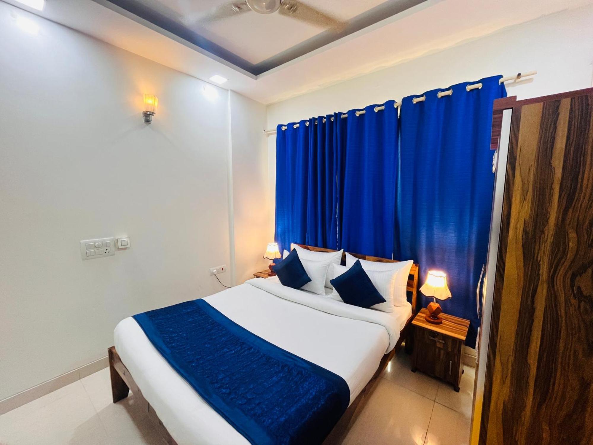 Hotel Park Pride Pitampura New Delhi, Couple Friendly Экстерьер фото